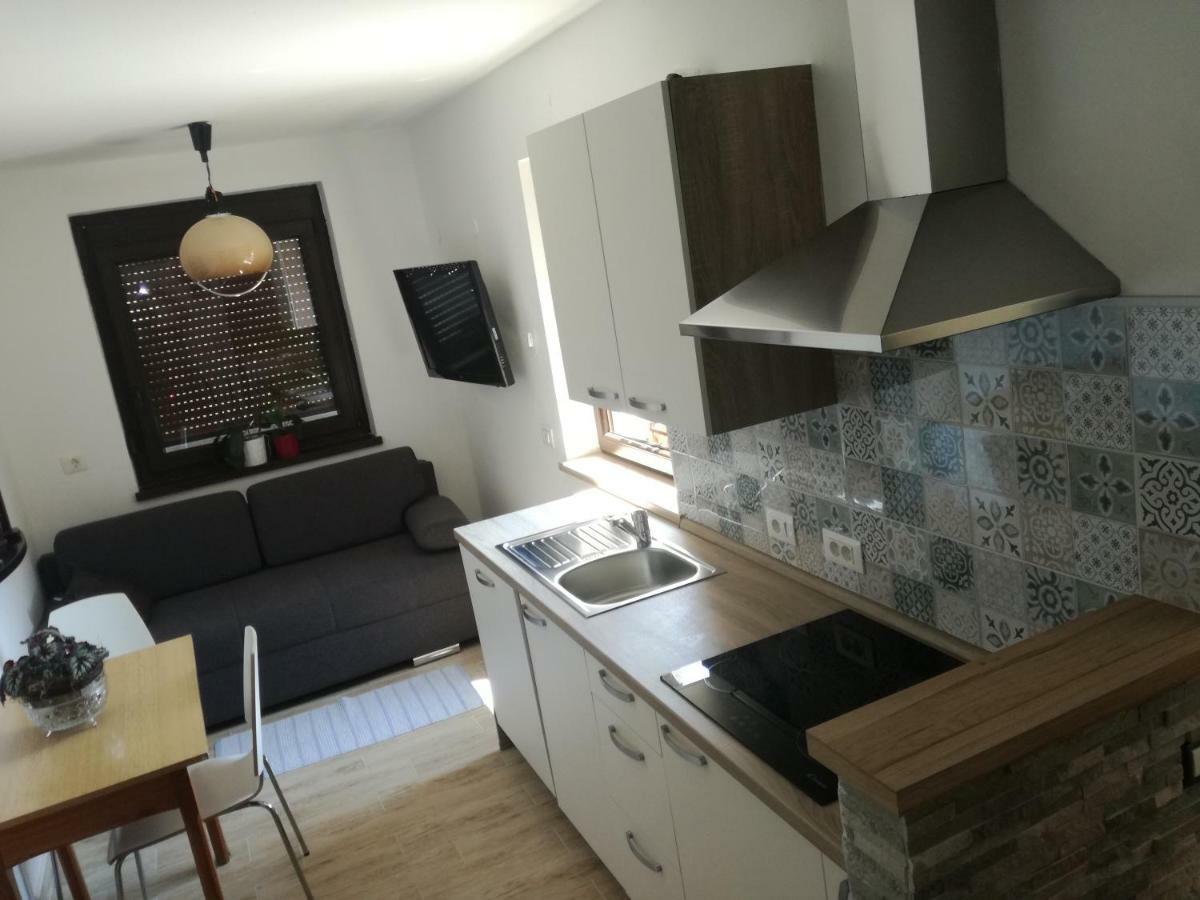 Apartma Irena Volce Екстериор снимка